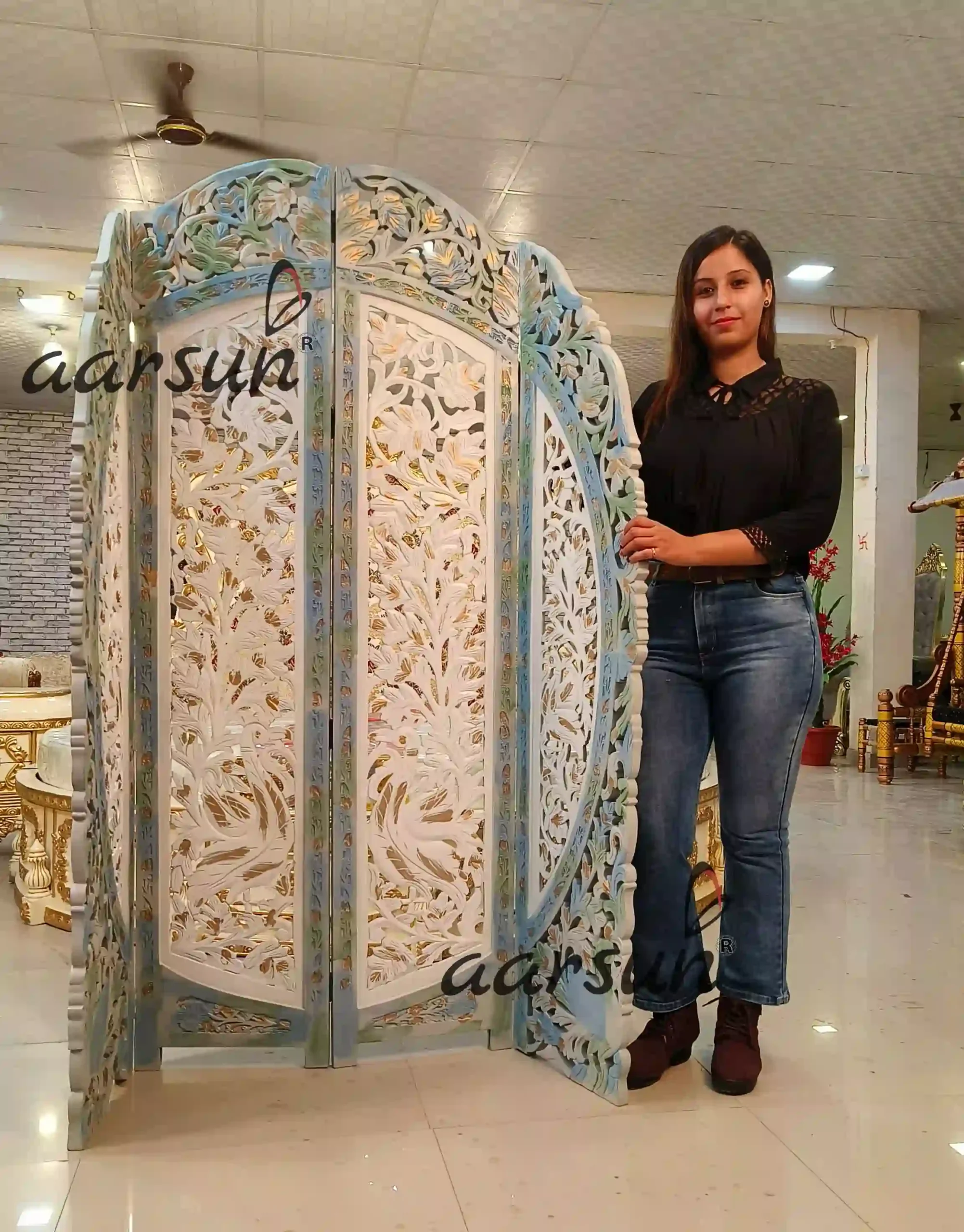 बहुरंगा रंगों में आधुनिक कक्ष विभाजक दृश्य 5