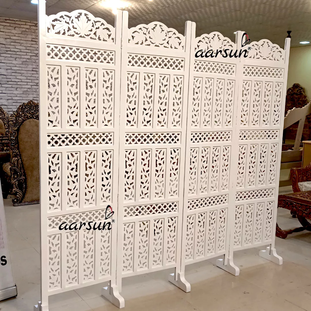 स्टैंडबी के साथ सफेद लिविंग रूम विभाजन दृश्य 4