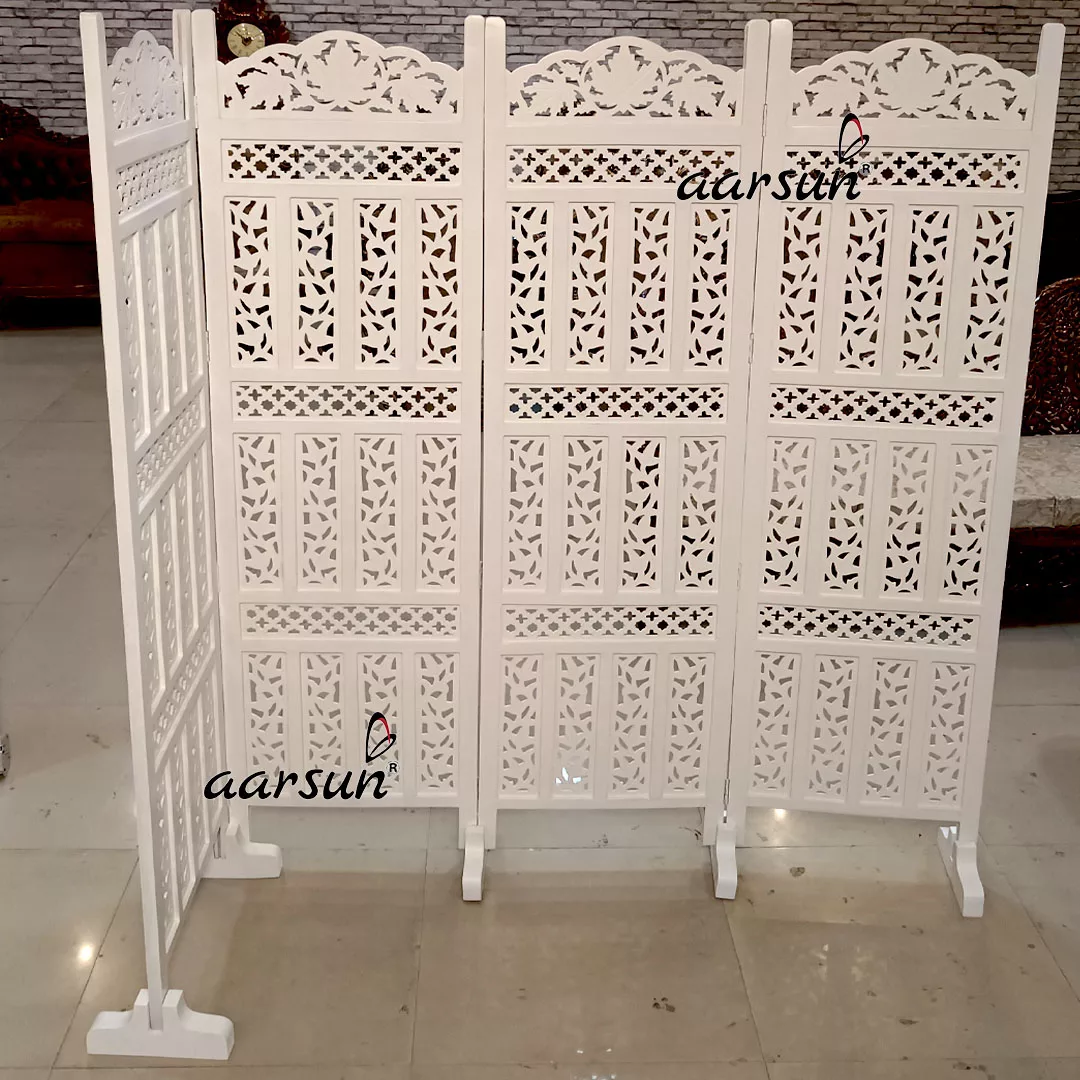 स्टैंडबी के साथ सफेद लिविंग रूम विभाजन दृश्य 5
