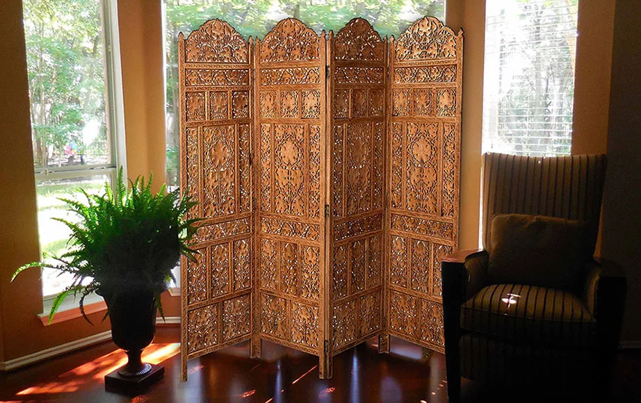Leaves Carved Room Divider in Sheesham view 3