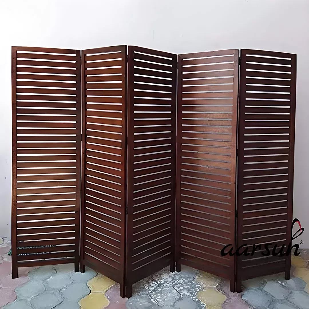 Wooden 5 Panel Room Partition